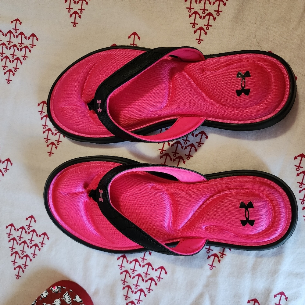 Under armour women slippers